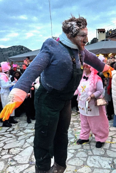 Απόκριες thumbnail